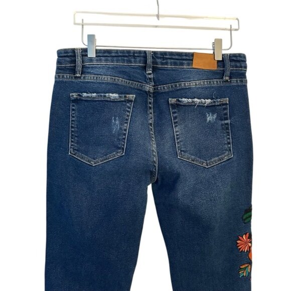 Zara | Blue Trafaluc Denimwear Embroidered Distressed Jeans Size 10 - Picture 4 of 11